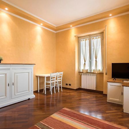 A Poche Fermate Dal Centro - Design Home ローマ エクステリア 写真